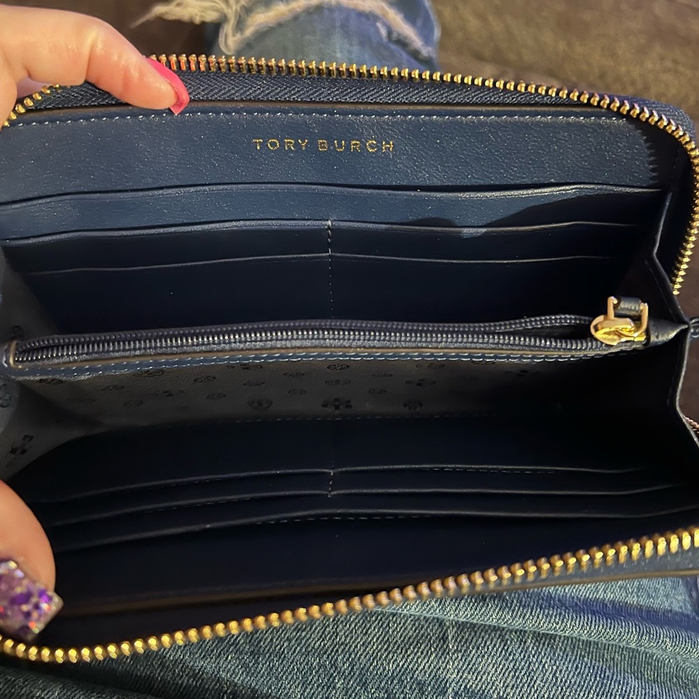 Tory Burch LOVE wallet
